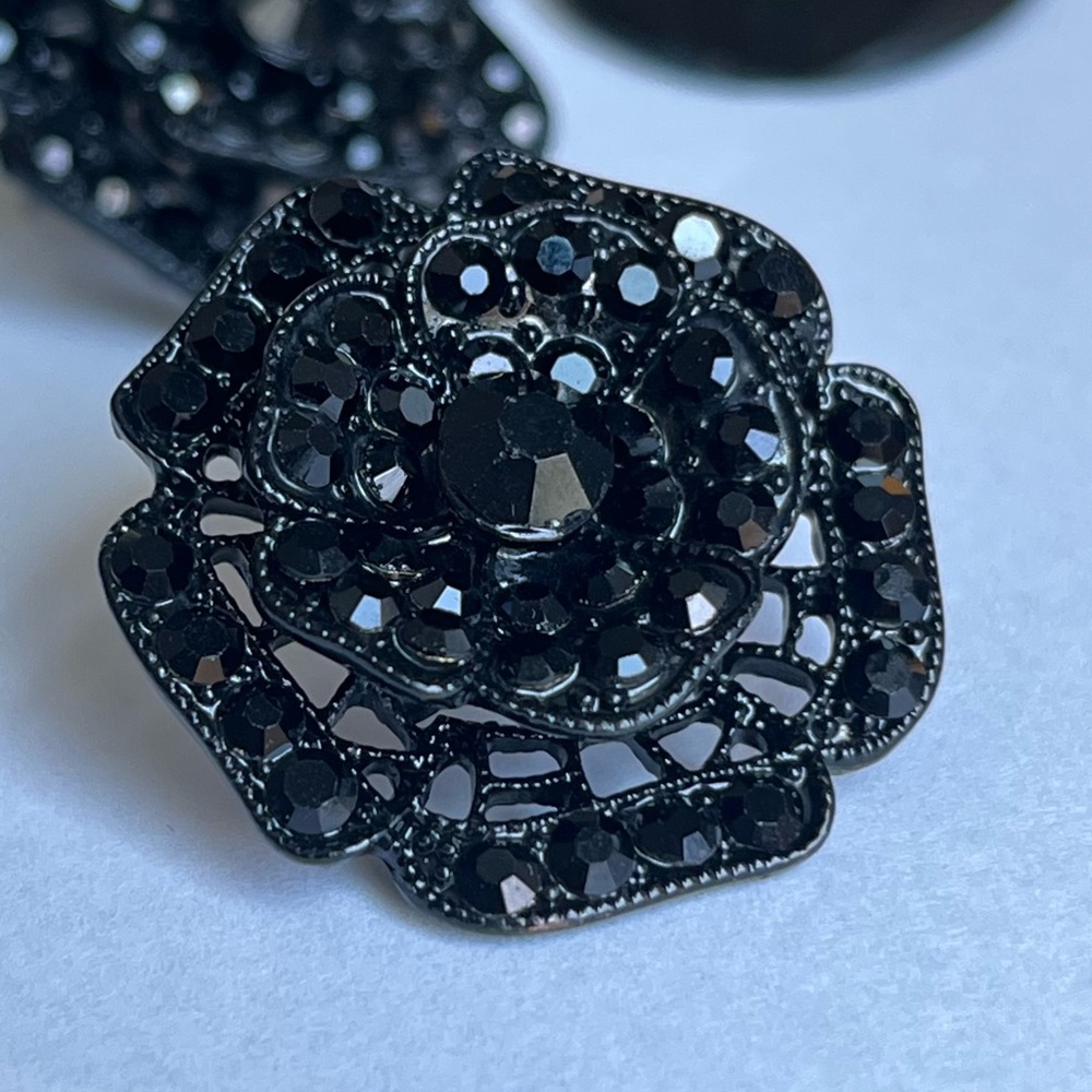 BOGO Two pairs of black post evening glam earrings - Picture 2 of 8